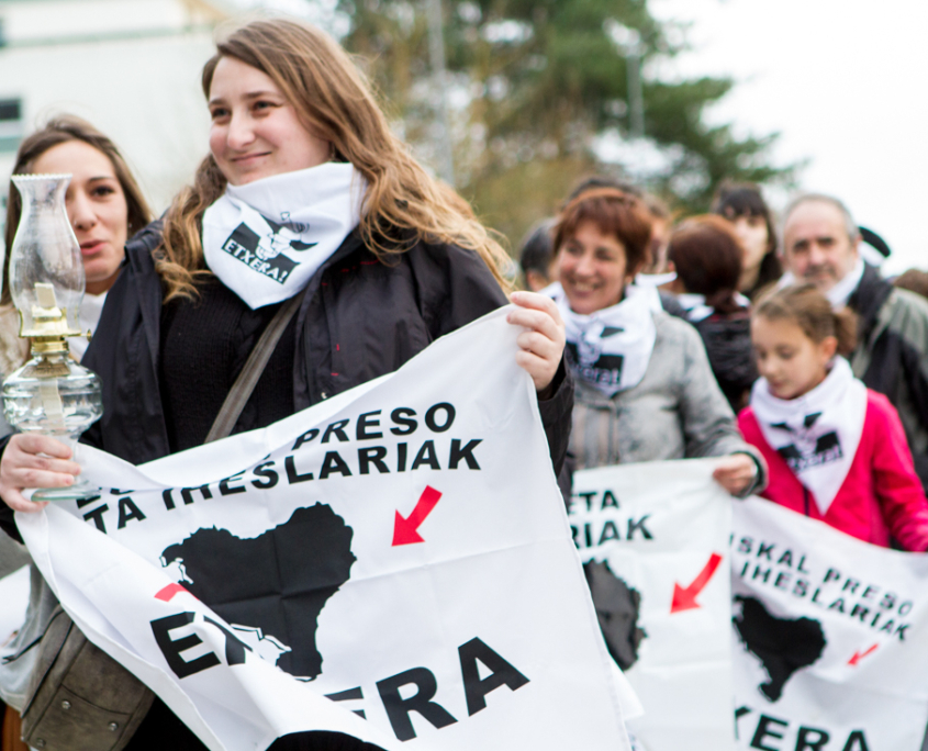 Euskal presoen eskubideen aldeko manifestazioa Baionan. Manifestación a favor de los derechos de los presos vascos en Baiona.